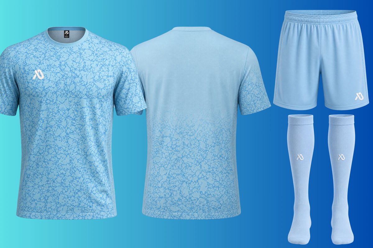 Hellblau Trikot Set
